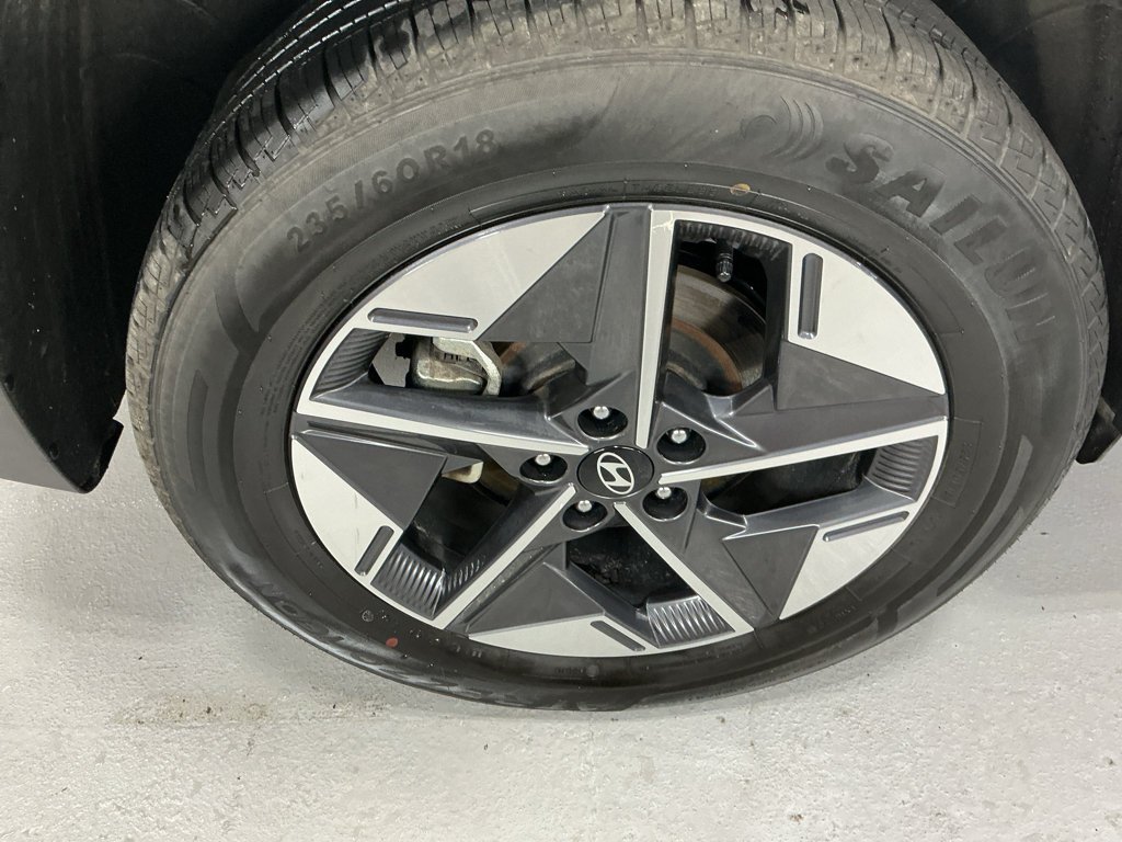 Certified 2025 Hyundai Tucson SEL AWD/4WD image 5