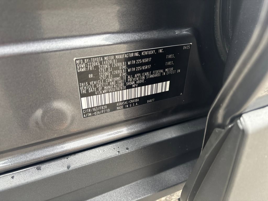 Certified 2025 Toyota RAV4 LE AWD/4WD image 31