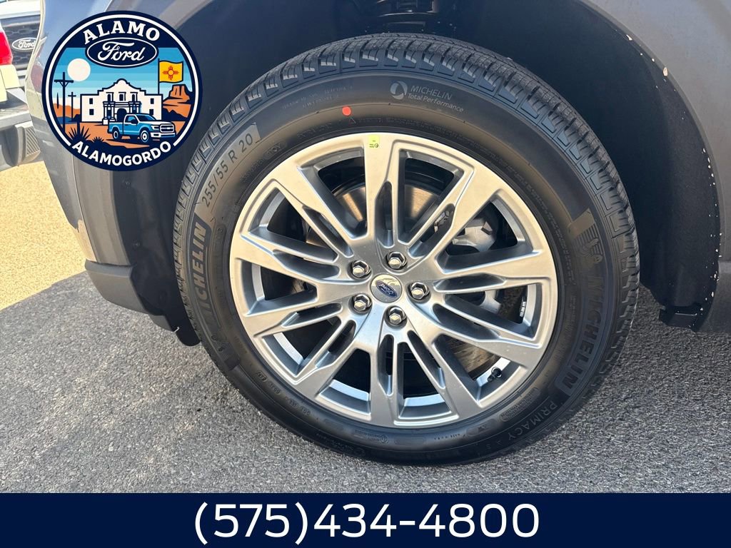 New 2026 Ford Explorer Active w/ Active Comfort Package image 2