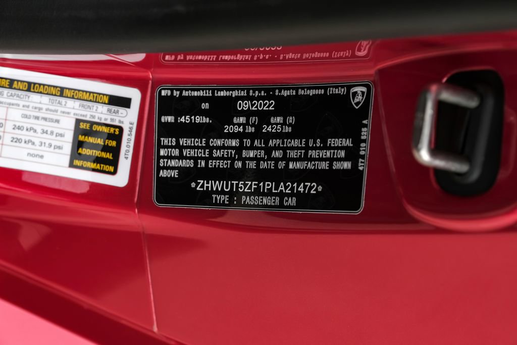 Used 2023 Lamborghini Huracan EVO image 55