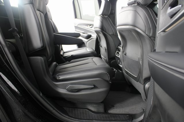 New 2025 Jeep Grand Cherokee L Limited w/ Trailer Tow Package image 23