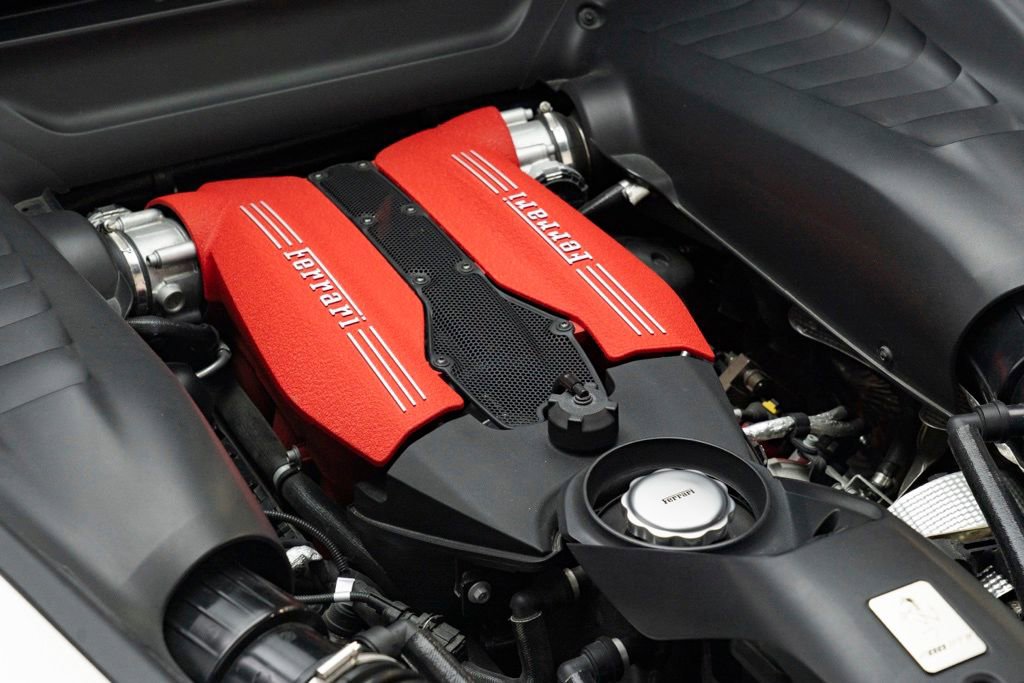 Used 2016 Ferrari 488 GTB image 47