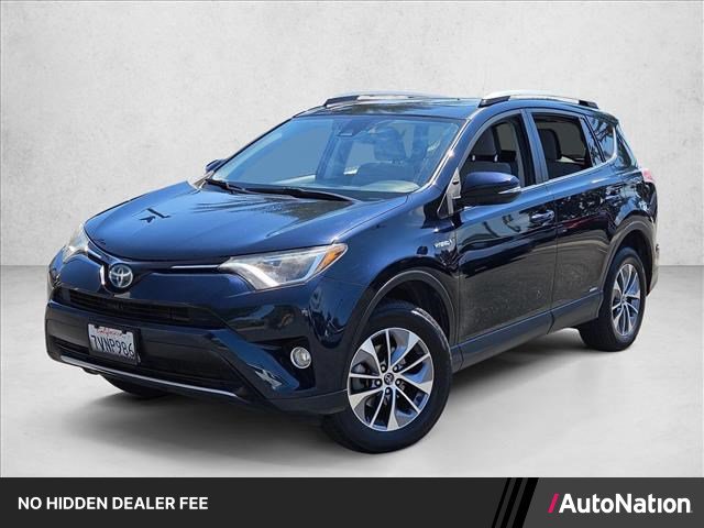 Used 2017 Toyota RAV4 XLE AWD/4WD video 1