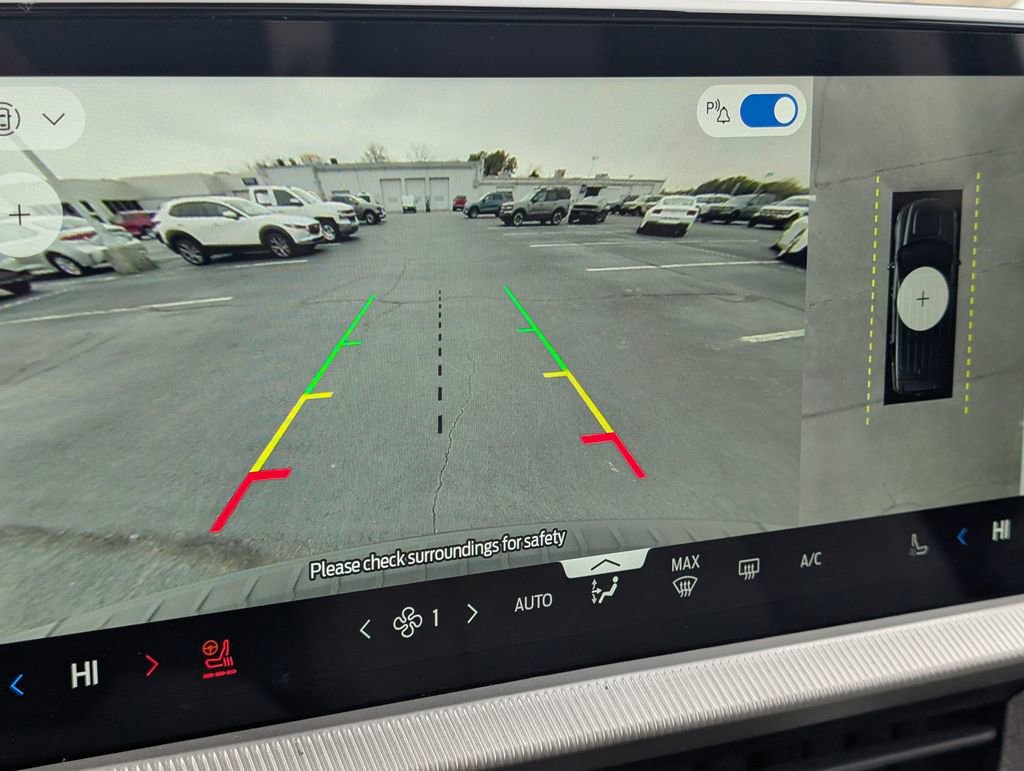 Used 2025 Ford Explorer Platinum w/ Ultimate Package image 23