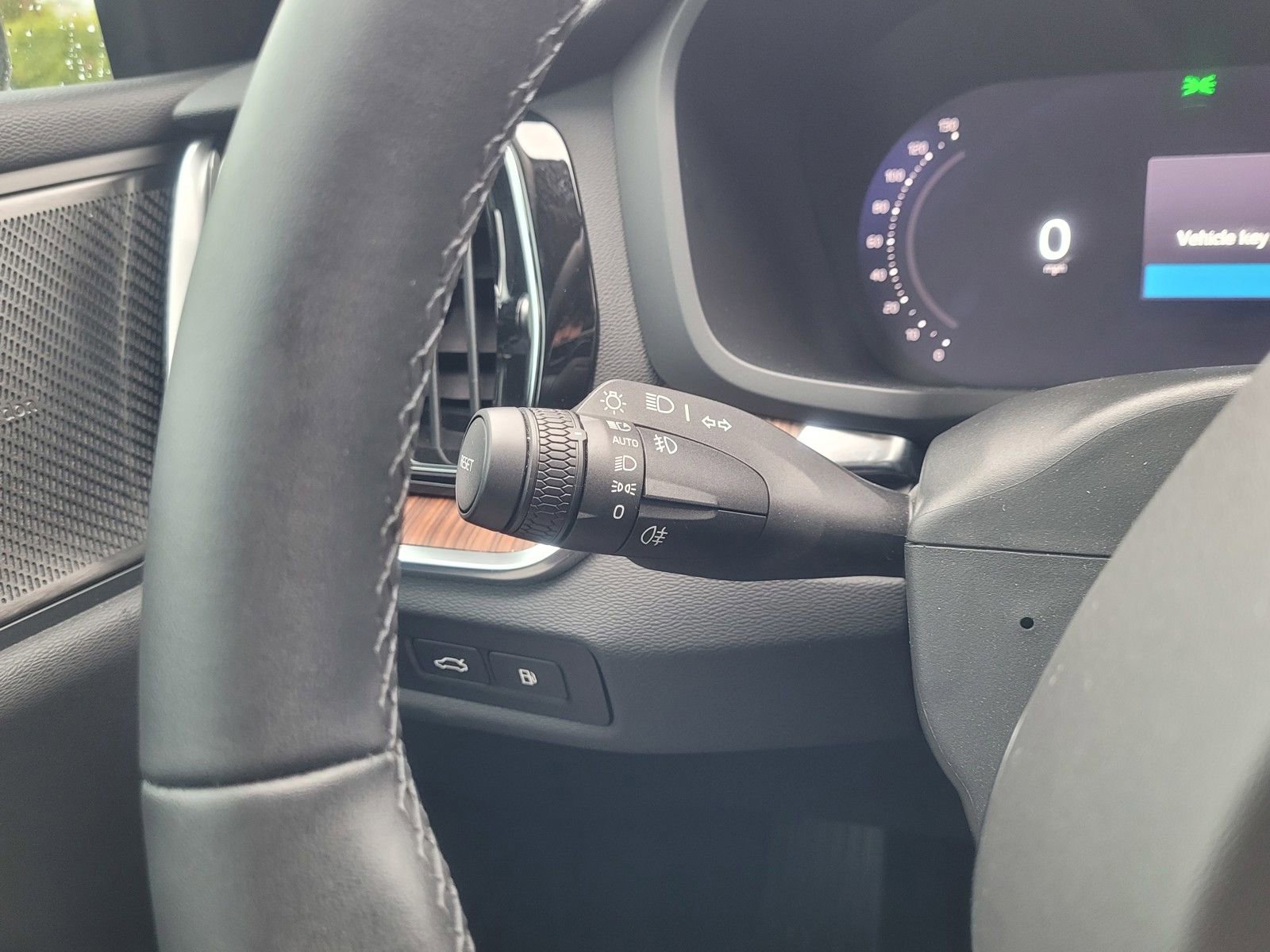 Certified 2024 Volvo S60 T8 Plus w/ Climate Package image 20