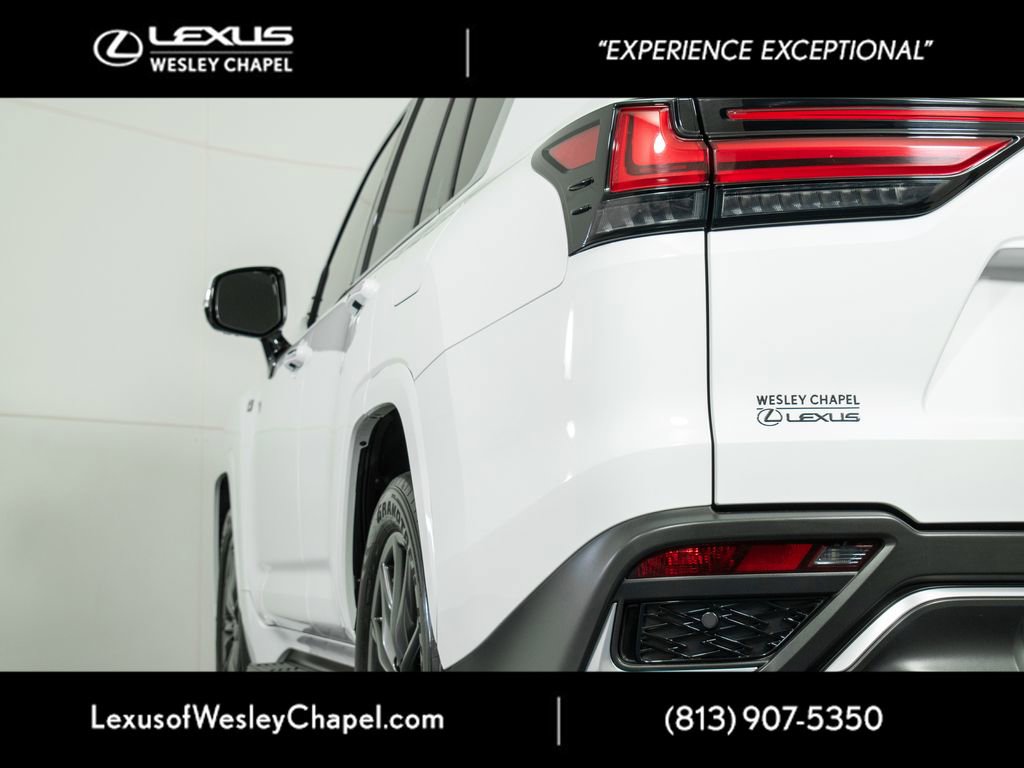 Used 2025 Lexus LX 600 F Sport w/ Accessory Package (2T) image 9