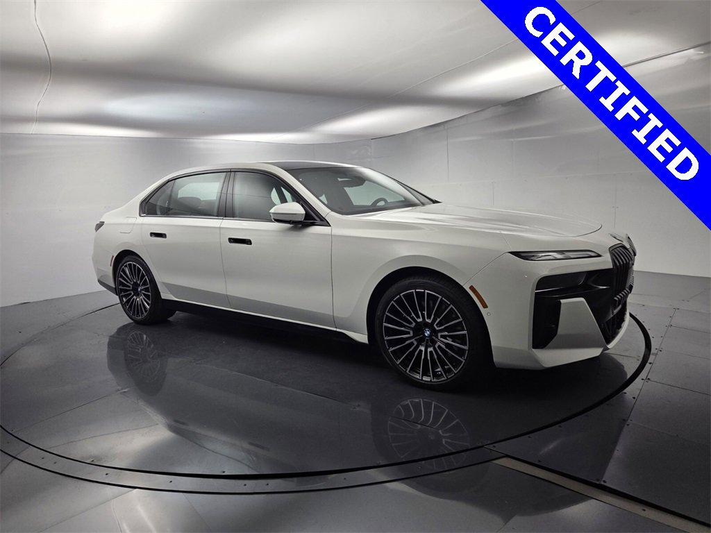 Certified 2025 BMW 760i xDrive video 2