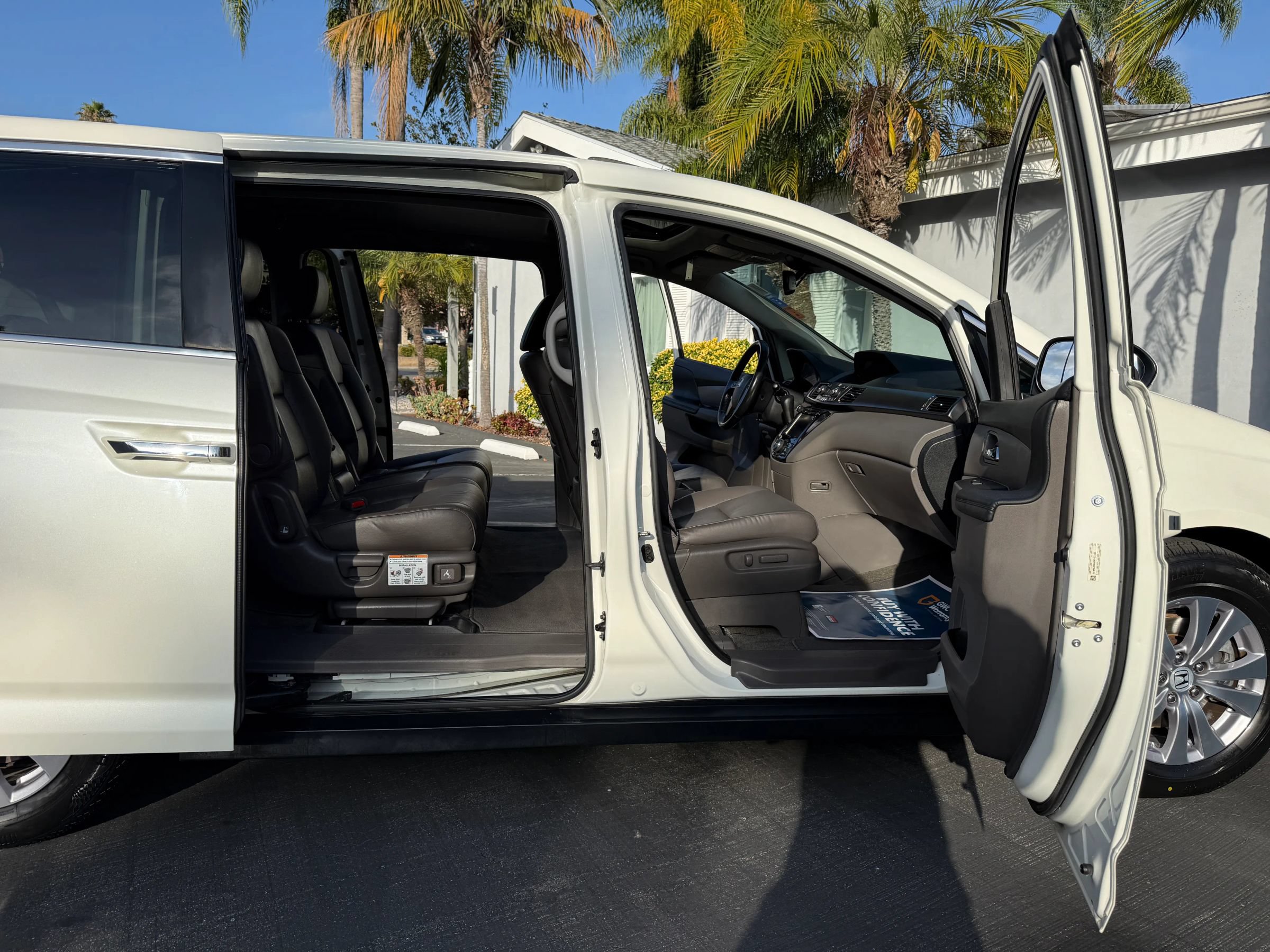 Used 2016 Honda Odyssey EX-L image 33