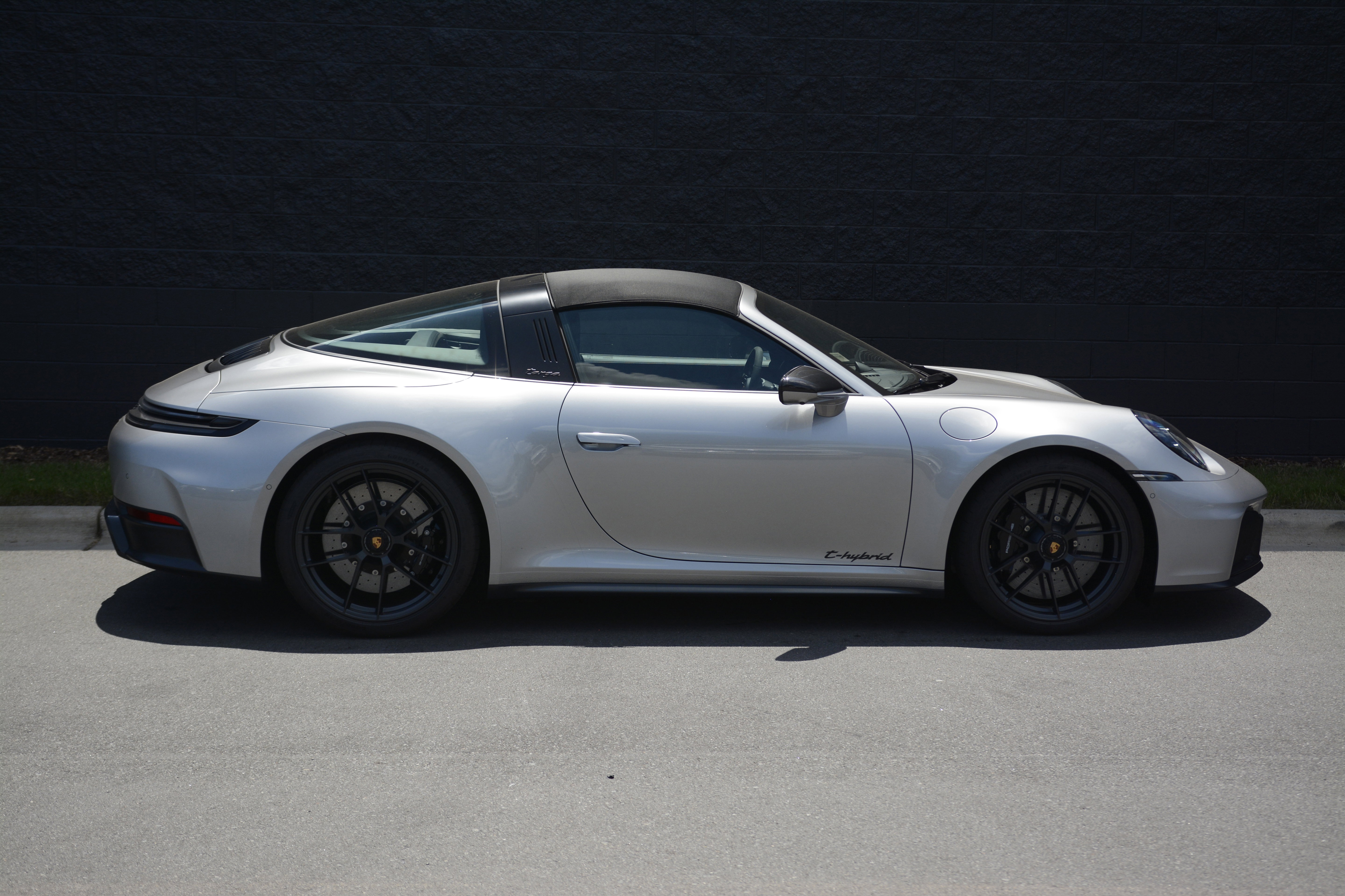 Certified 2026 Porsche 911 Targa 4 GTS AWD/4WD image 8