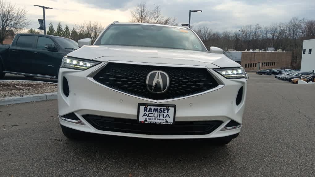 Used 2023 Acura MDX SH-AWD w/ Technology Package image 9