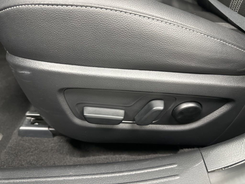 Certified 2025 MAZDA CX-50 AWD 2.5 S w/ Preferred Package image 15