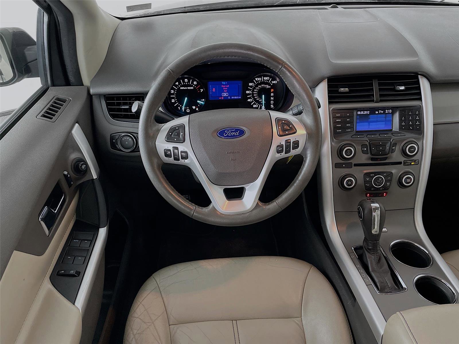 Used 2013 Ford Edge SEL image 25