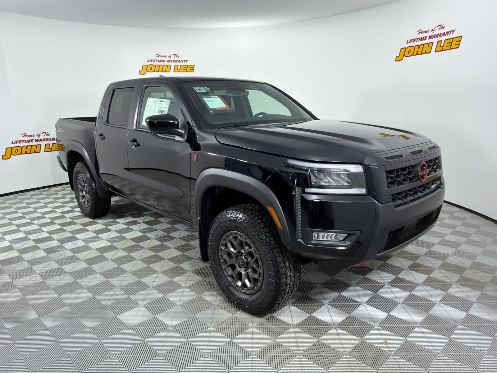 New 2026 Nissan Frontier PRO-4X w/ Pro Premium Package AWD/4WD image 8