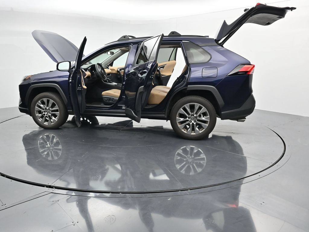 Used 2025 Toyota RAV4 XLE Premium w/ Weather Package AWD/4WD image 28