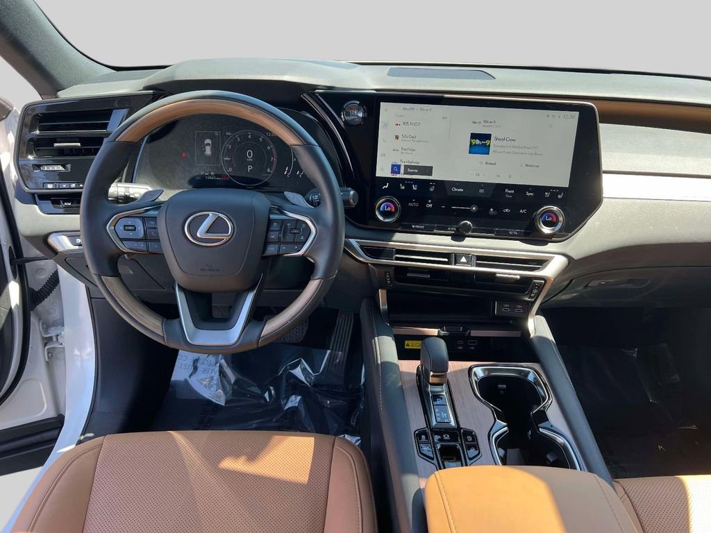Used 2023 Lexus RX 350 Premium w/ Cold Area Package AWD/4WD image 13
