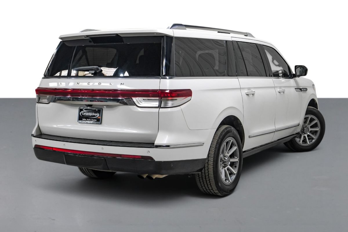 Used 2022 Lincoln Navigator L Reserve AWD/4WD image 6