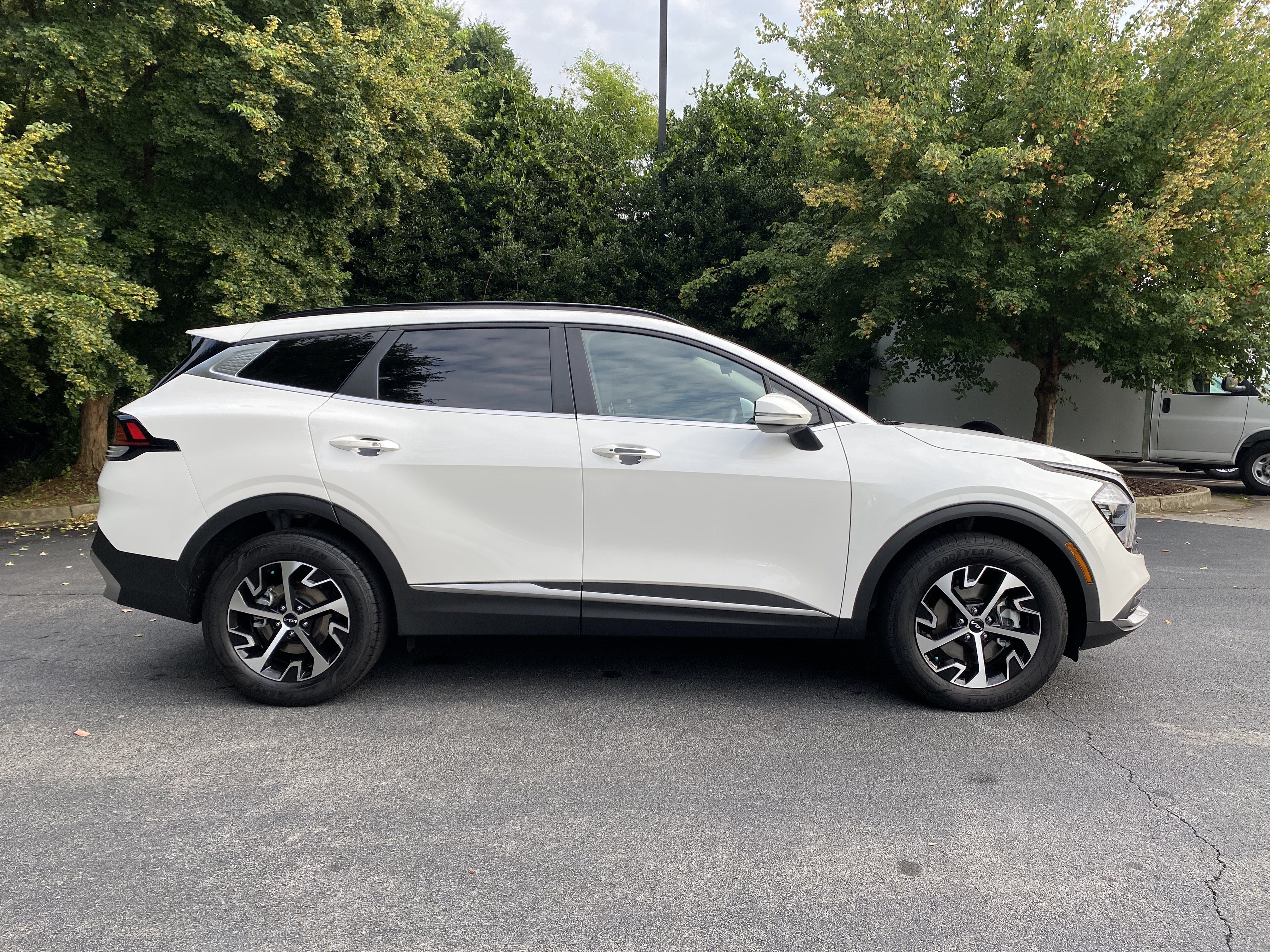 Used 2023 Kia Sportage EX w/ EX Premium Package AWD/4WD image 10