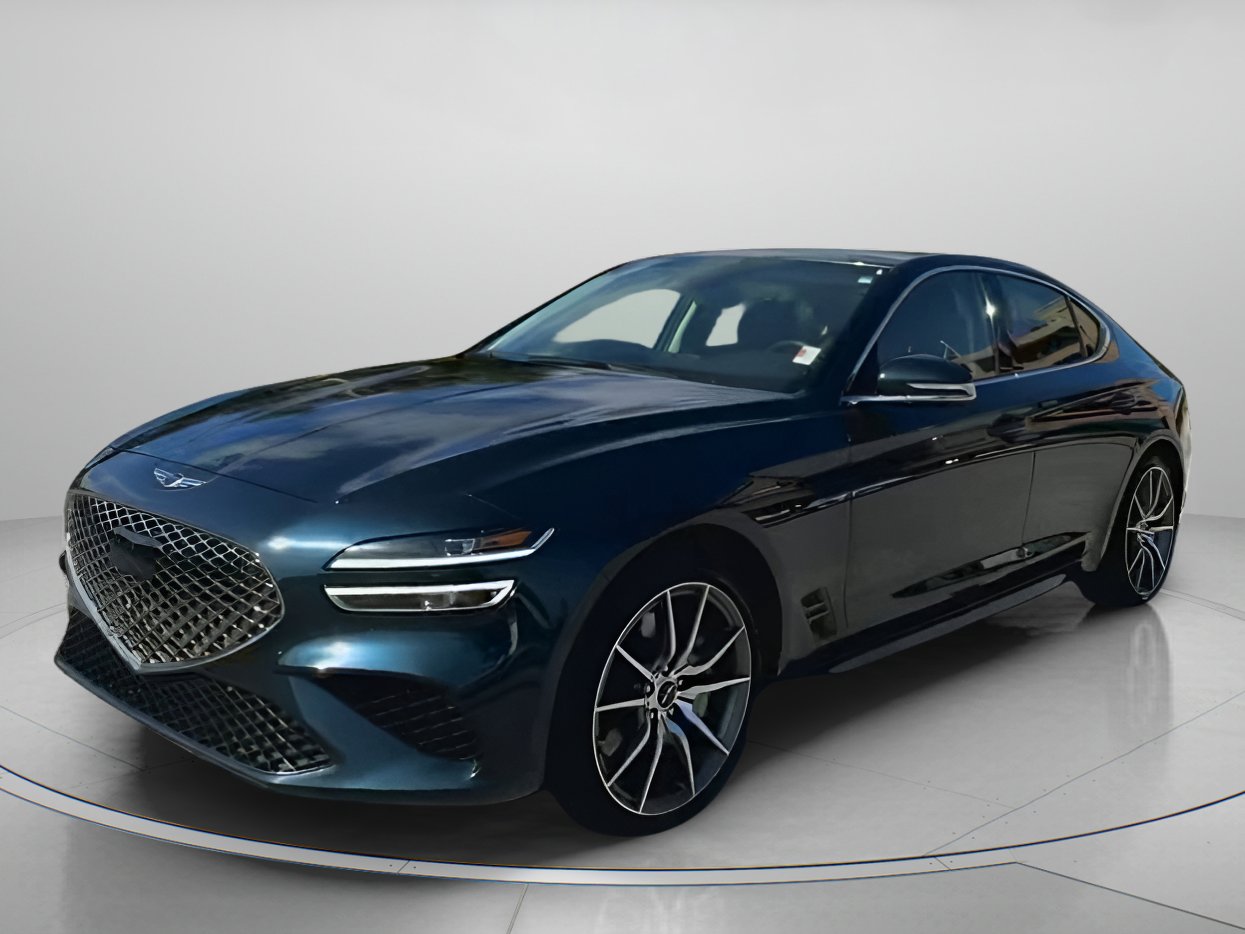 Used 2025 Genesis G70 2.5T image 11