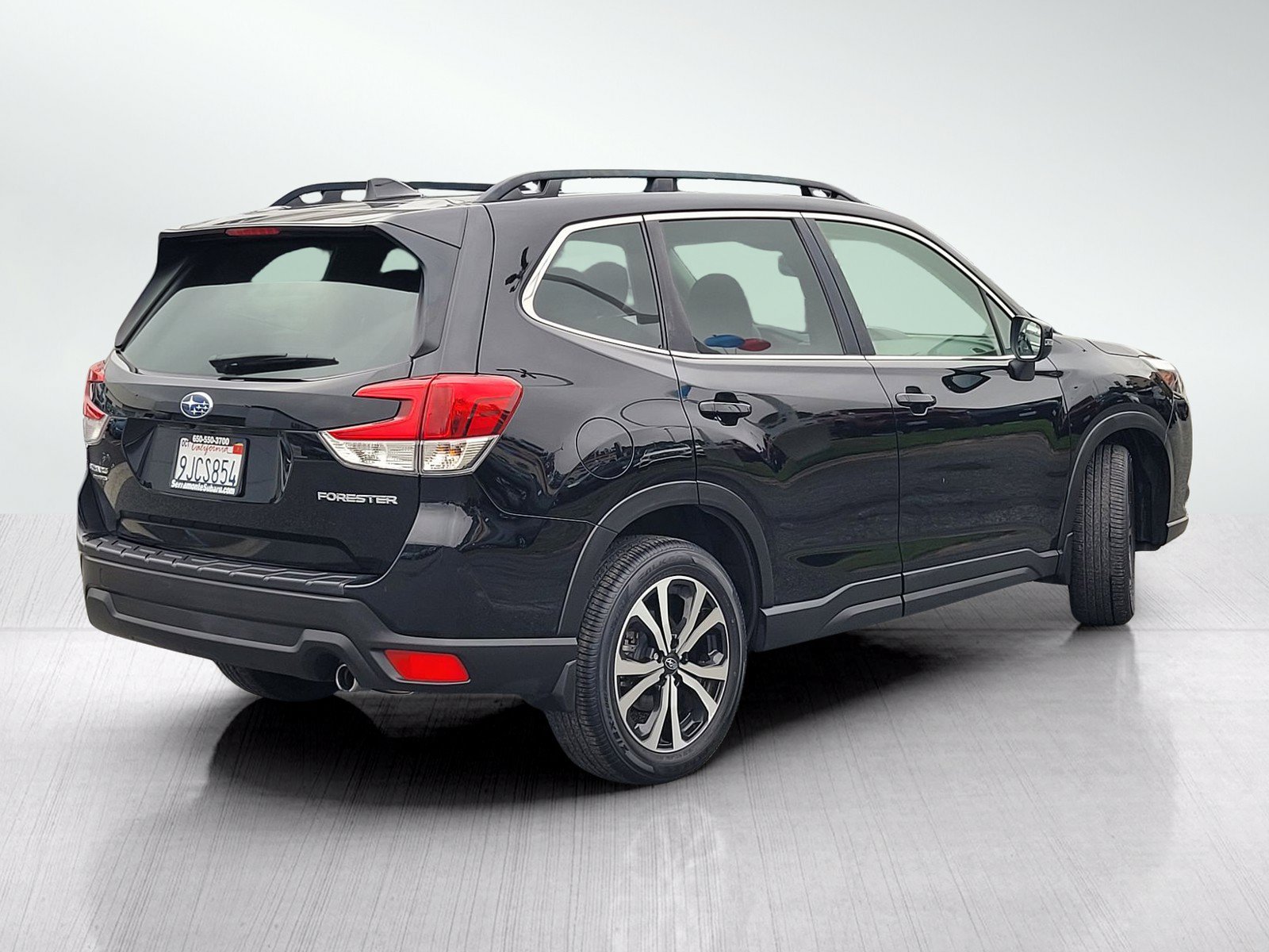 Certified 2023 Subaru Forester Limited AWD/4WD image 4