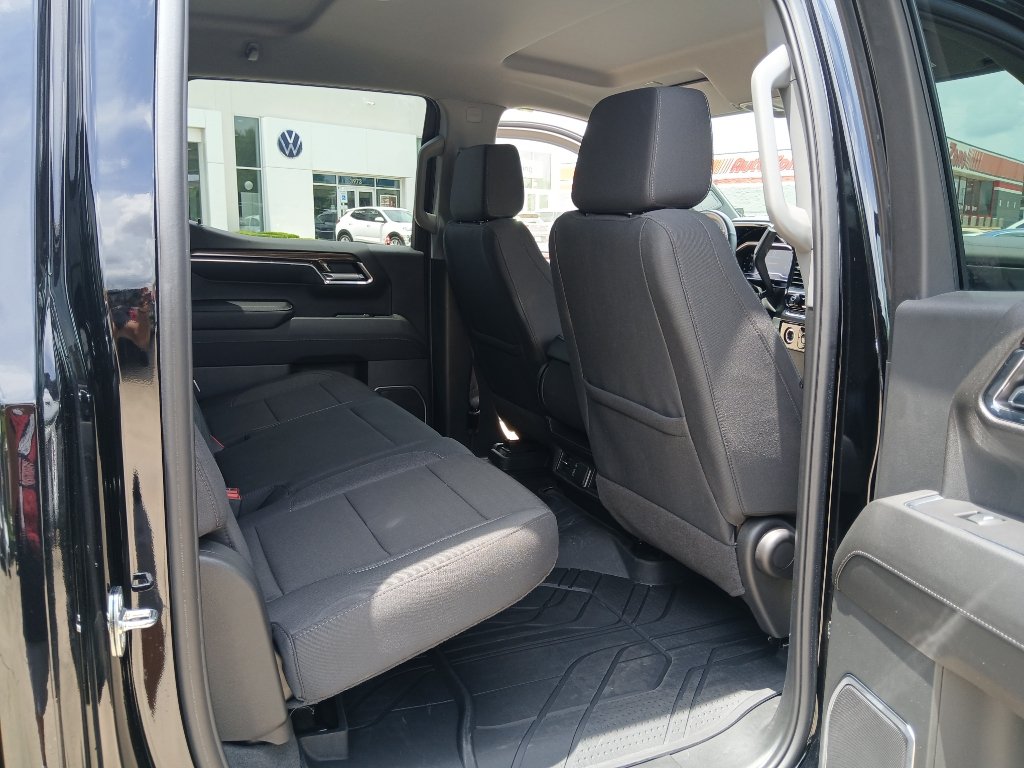 Used 2024 Chevrolet Silverado 1500 RST w/ Protection Package AWD/4WD image 23