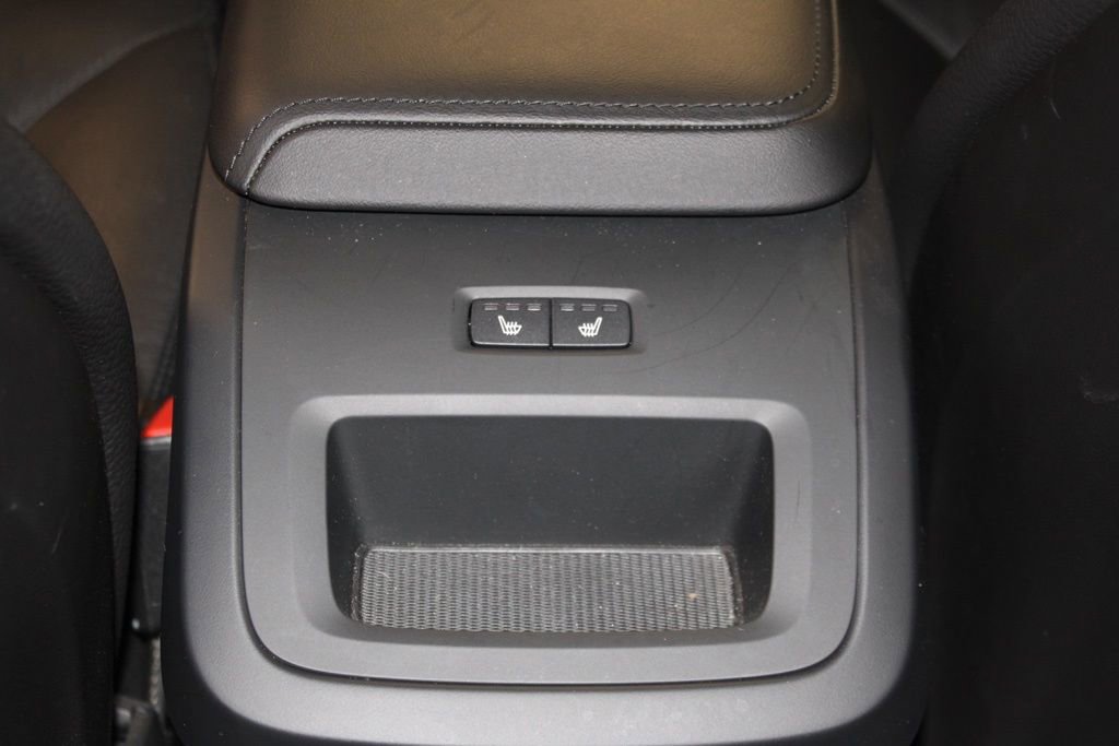 Used 2023 Volvo XC60 B5 Plus w/ Climate Package AWD/4WD image 33