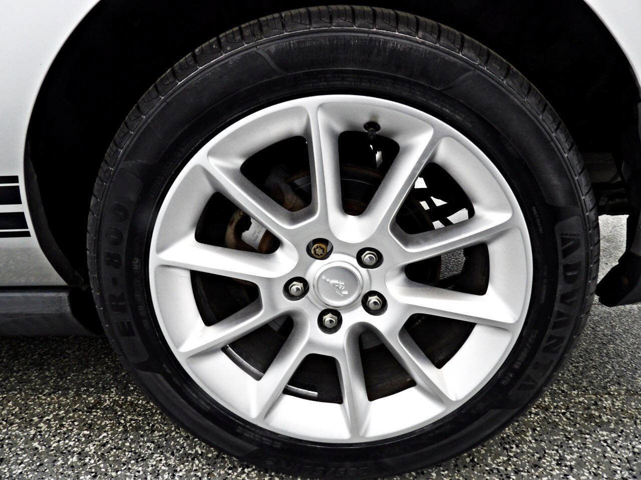 Used 2010 Ford Mustang Premium image 22