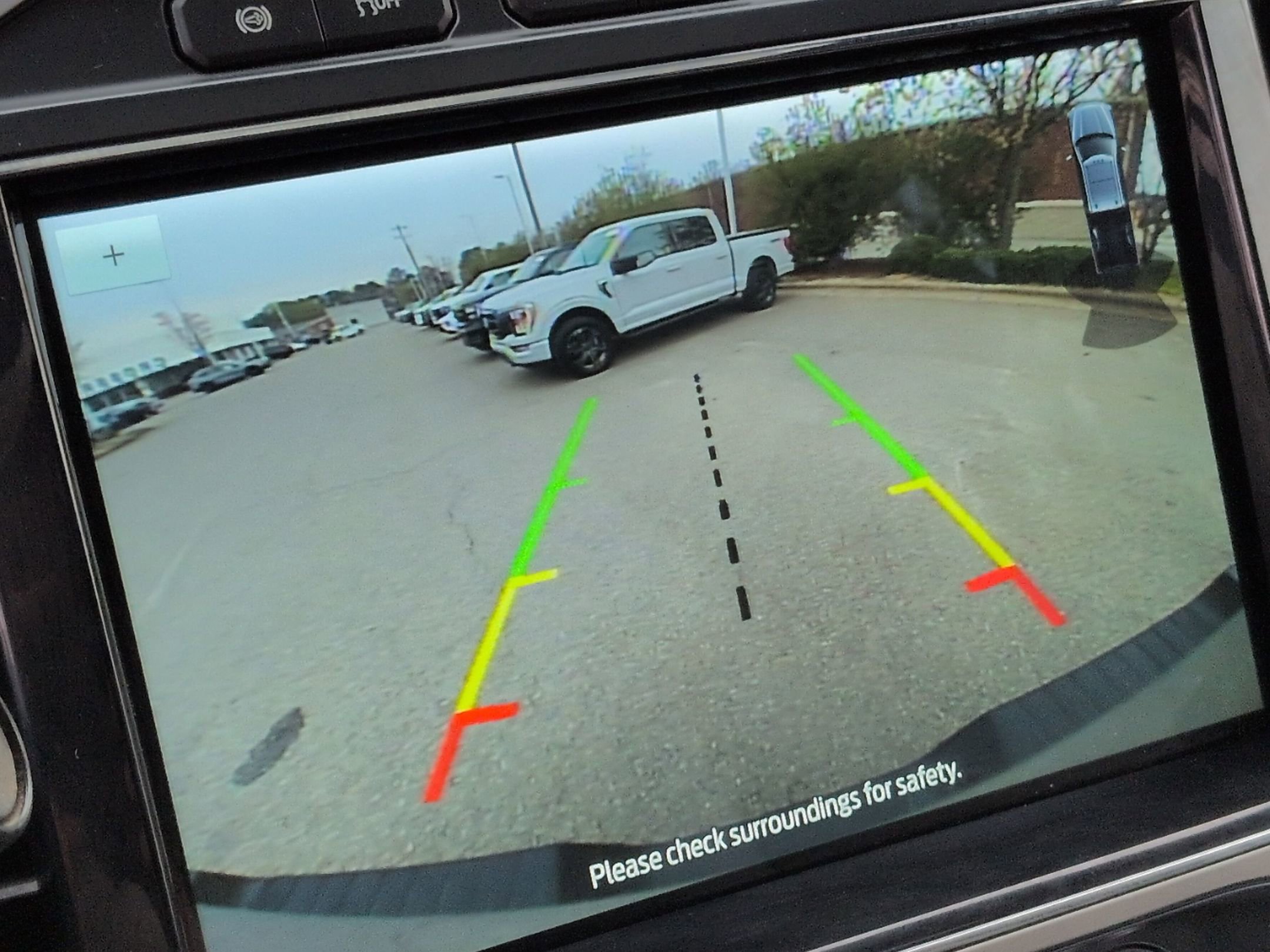 Certified 2022 Ford F350 Lariat w/ Black Appearance Package image 22