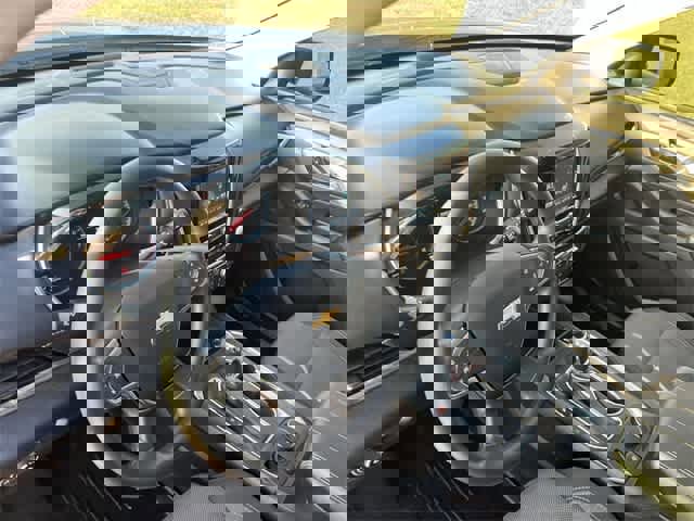 Used 2019 Chevrolet Traverse LS image 15