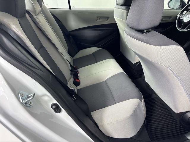 Used 2025 Toyota Corolla LE image 10