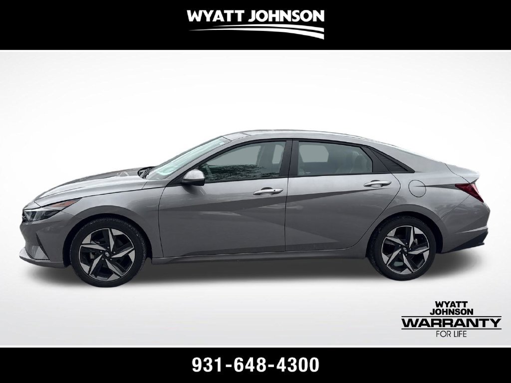 Used 2023 Hyundai Elantra SEL w/ Convenience Package FWD image 2