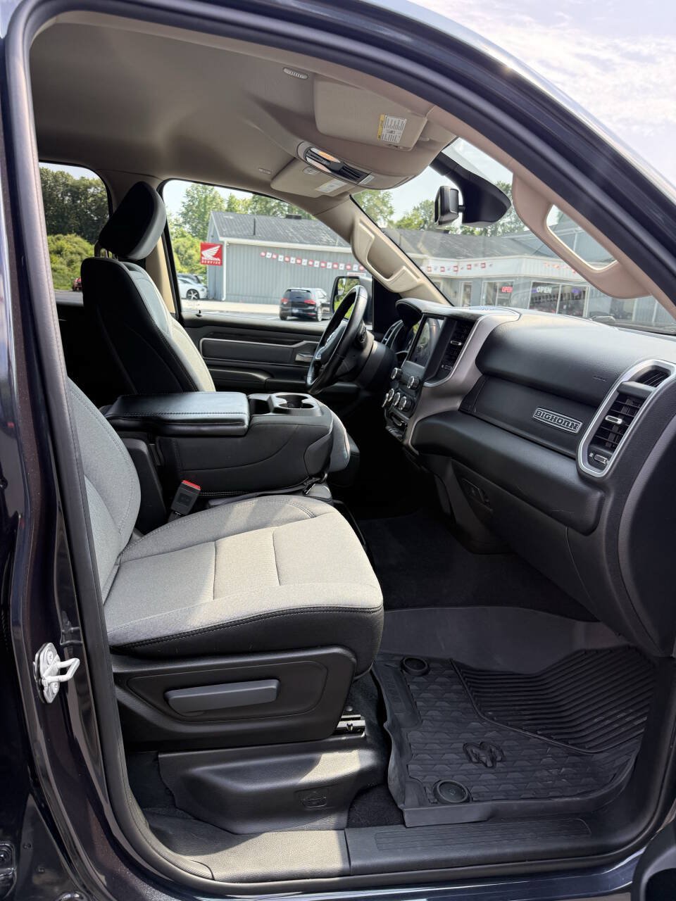 Used 2019 RAM 1500 Big Horn AWD/4WD image 18