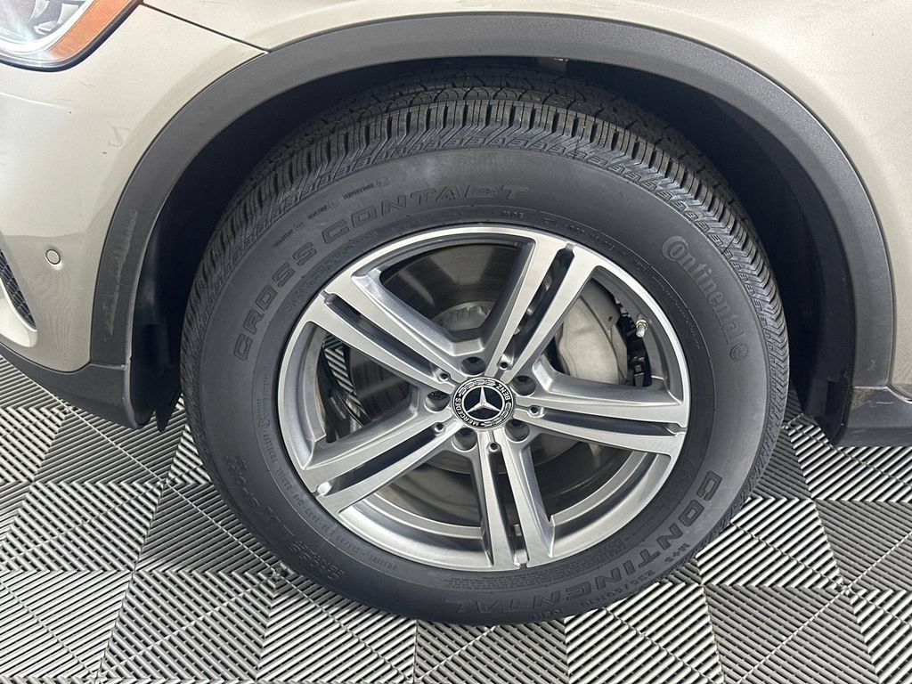 Certified 2022 Mercedes-Benz GLC 300 image 12