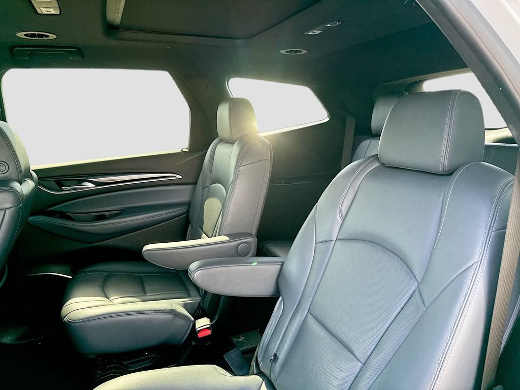 Used 2023 Buick Enclave Essence w/ Experience Buick Package FWD image 24