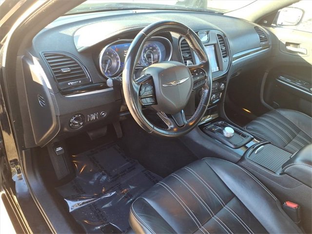 Used 2022 Chrysler 300 S image 12