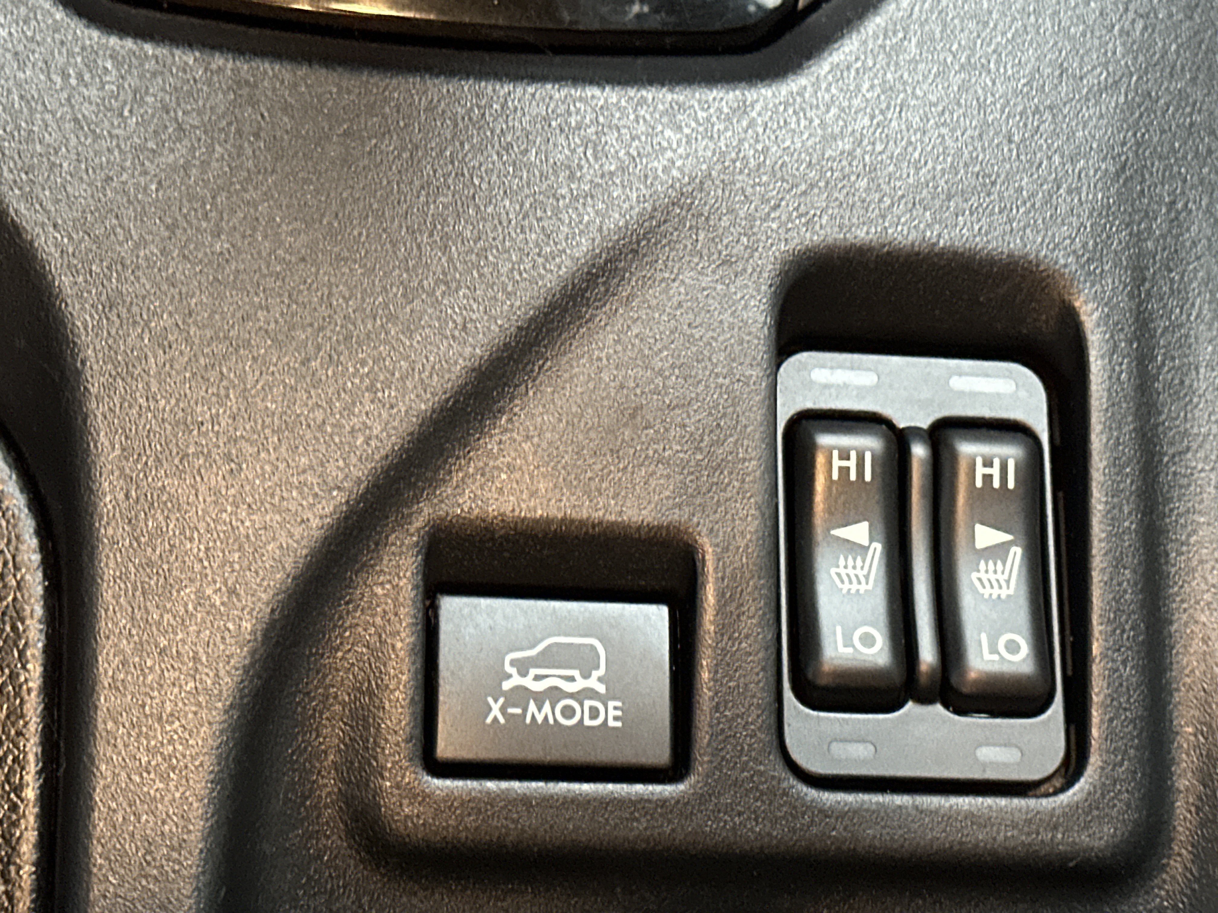 Used 2020 Subaru Crosstrek 2.0i Limited w/ Moonroof Package w/Navigation AWD/4WD image 35