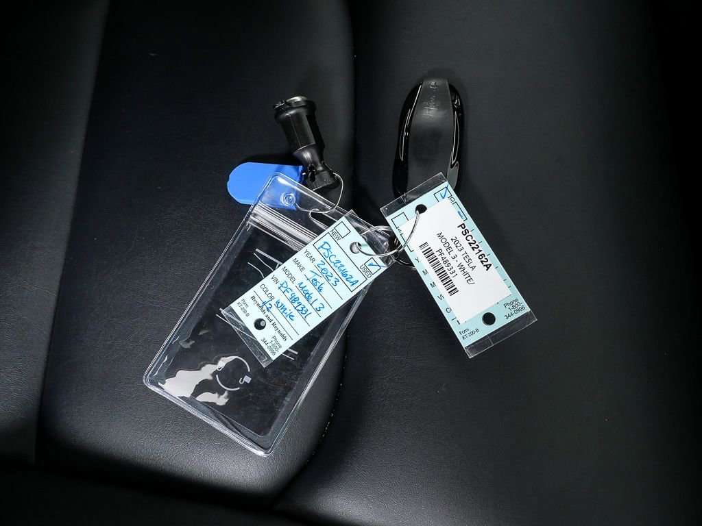 Used 2023 Tesla Model 3 Performance image 24