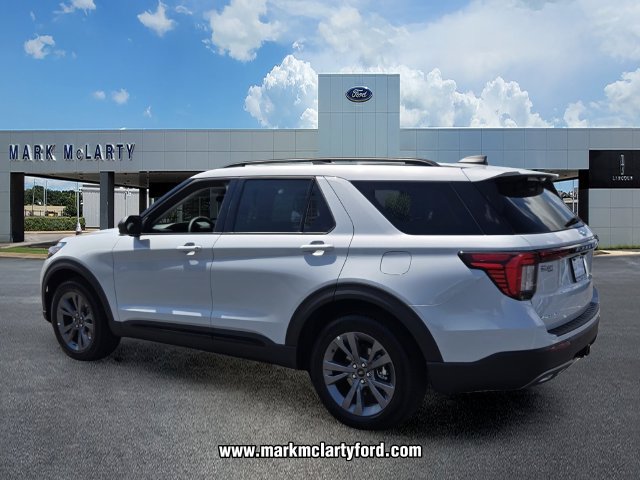 New 2026 Ford Explorer Active w/ Active Comfort Package AWD/4WD image 3