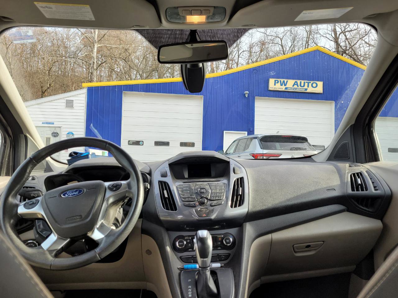 Used 2015 Ford Transit Connect Titanium image 17