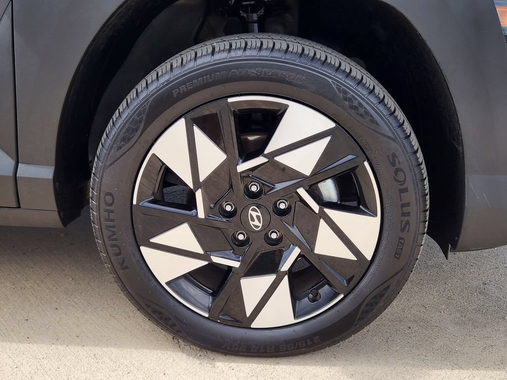 Used 2024 Hyundai Kona SEL AWD/4WD image 9