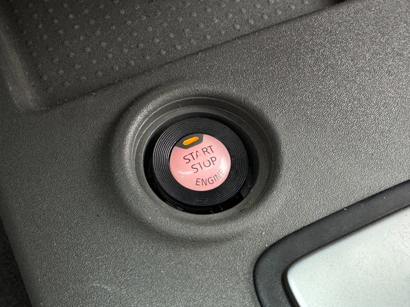 Used 2021 Nissan Frontier S image 25