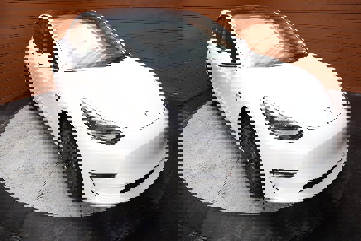 Used 2023 Tesla Model 3 Long Range image 17