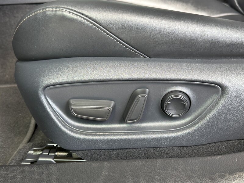 Used 2022 Toyota Mirai w/ Advanced Technology Package RWD image 29