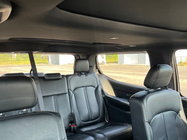 Used 2023 Jeep Wagoneer Series II w/ Convenience Group I AWD/4WD image 18
