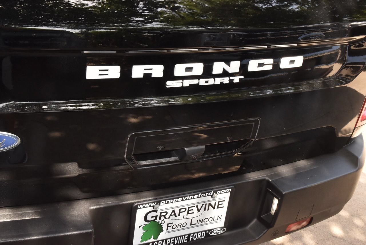 Certified 2023 Ford Bronco Sport Outer Banks w/ Tech Package AWD/4WD image 36
