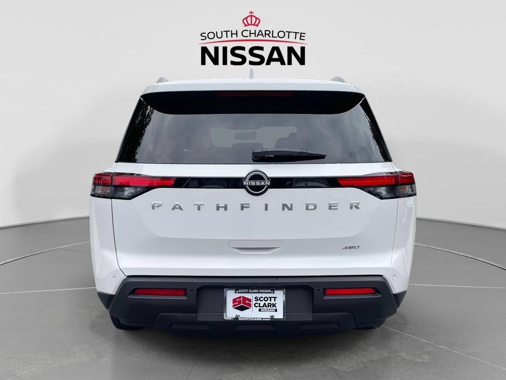Used 2025 Nissan Pathfinder SV AWD/4WD image 6