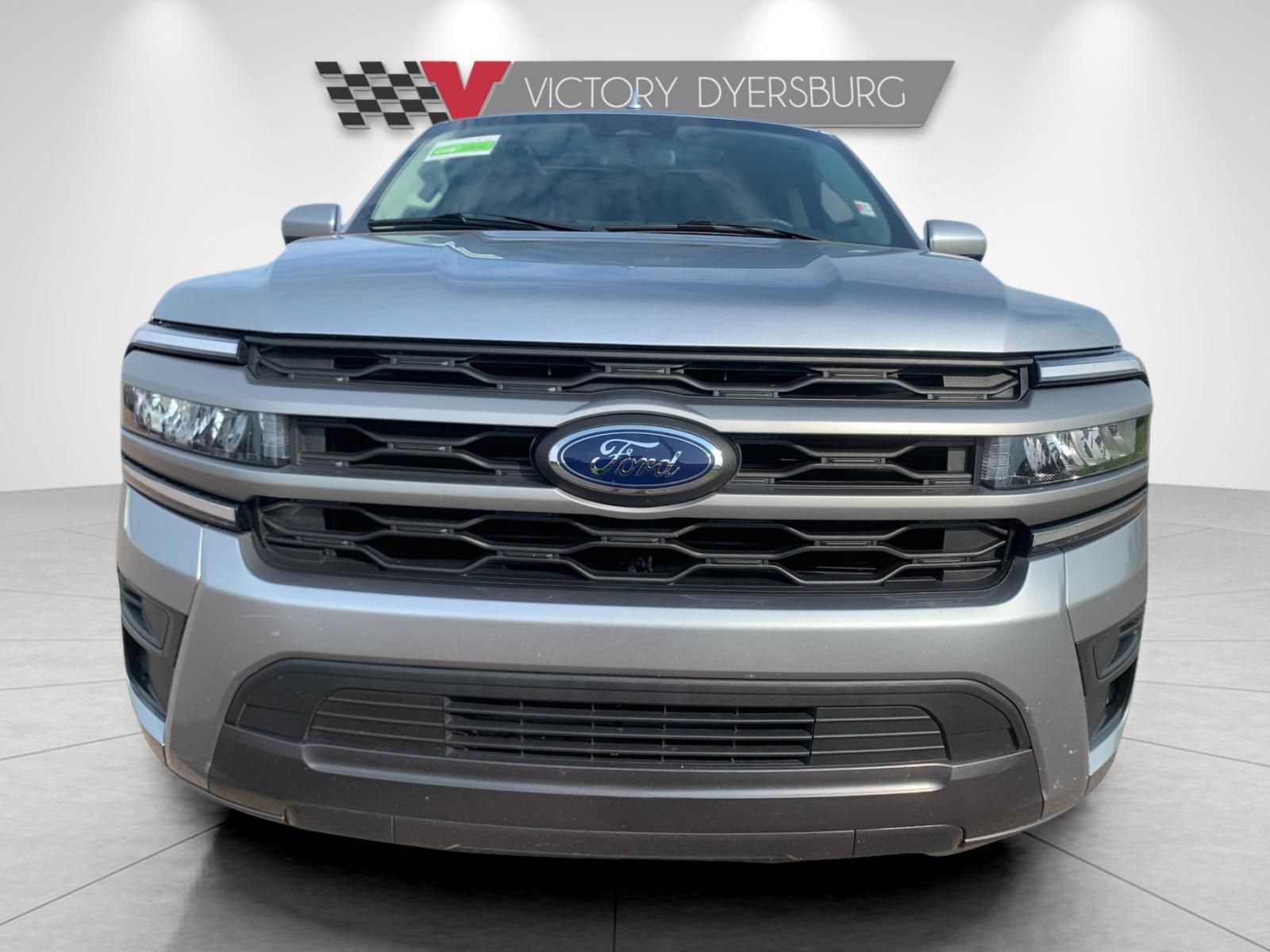 Used 2023 Ford Expedition XLT RWD image 9
