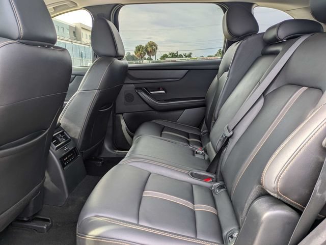 Used 2025 MAZDA CX-90 3.3 Turbo w/ Select Package AWD/4WD image 14