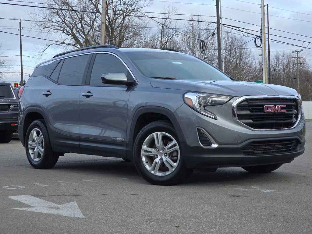 Used 2021 GMC Terrain SLE w/ Driver Convenience Package image 1
