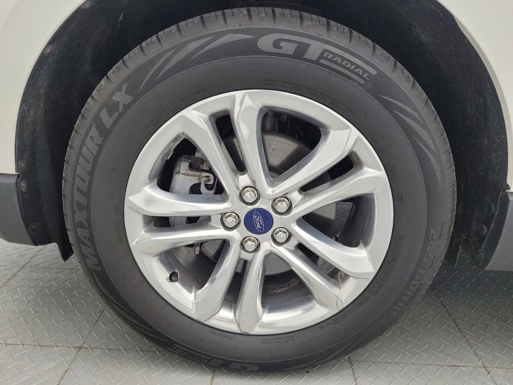 Used 2015 Ford Edge SEL w/ Equipment Group 201A FWD image 31
