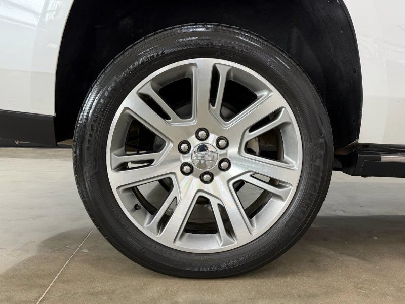 Used 2020 Cadillac Escalade Premium Luxury AWD/4WD image 9